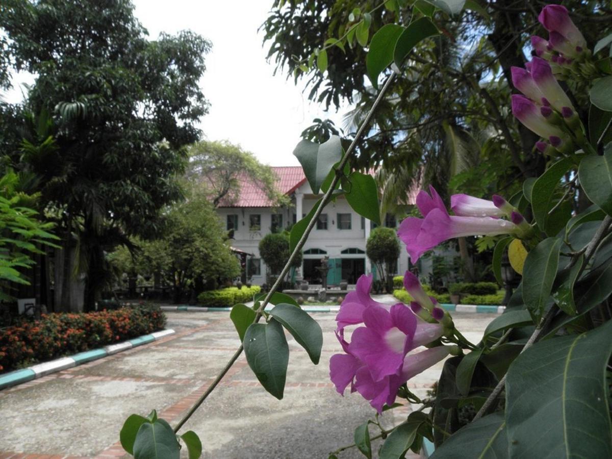 Sabaidee Guesthouse Luang Prabang Bagian luar foto
